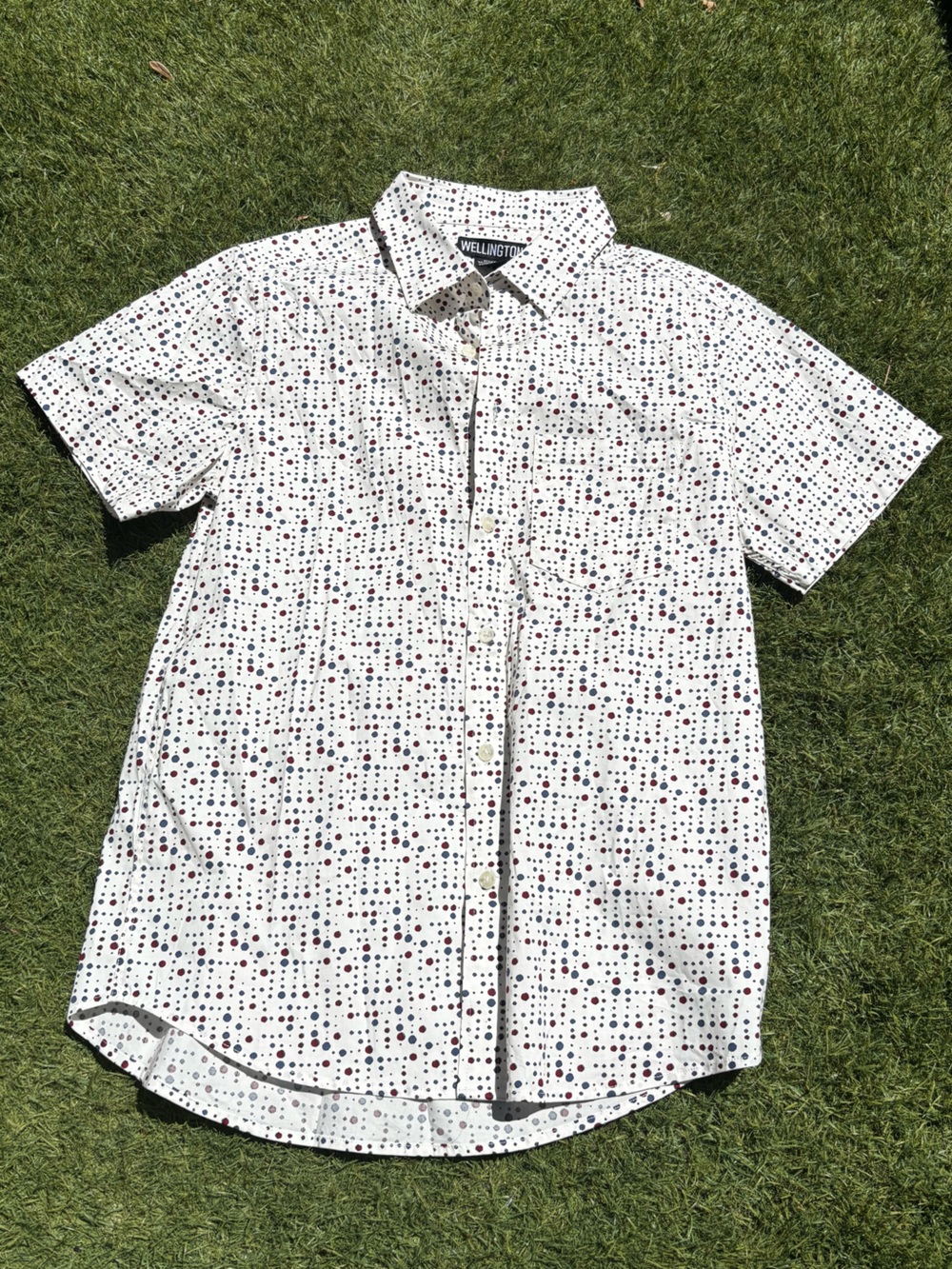Short Sleeve Button-Up Shirt - white with navy & burgundy dot print